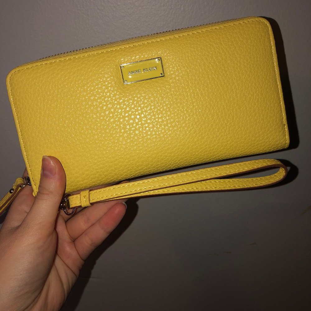 Anne Klein wallet